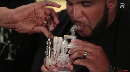 Comedians Smoke Dabs ‘For the First Time’